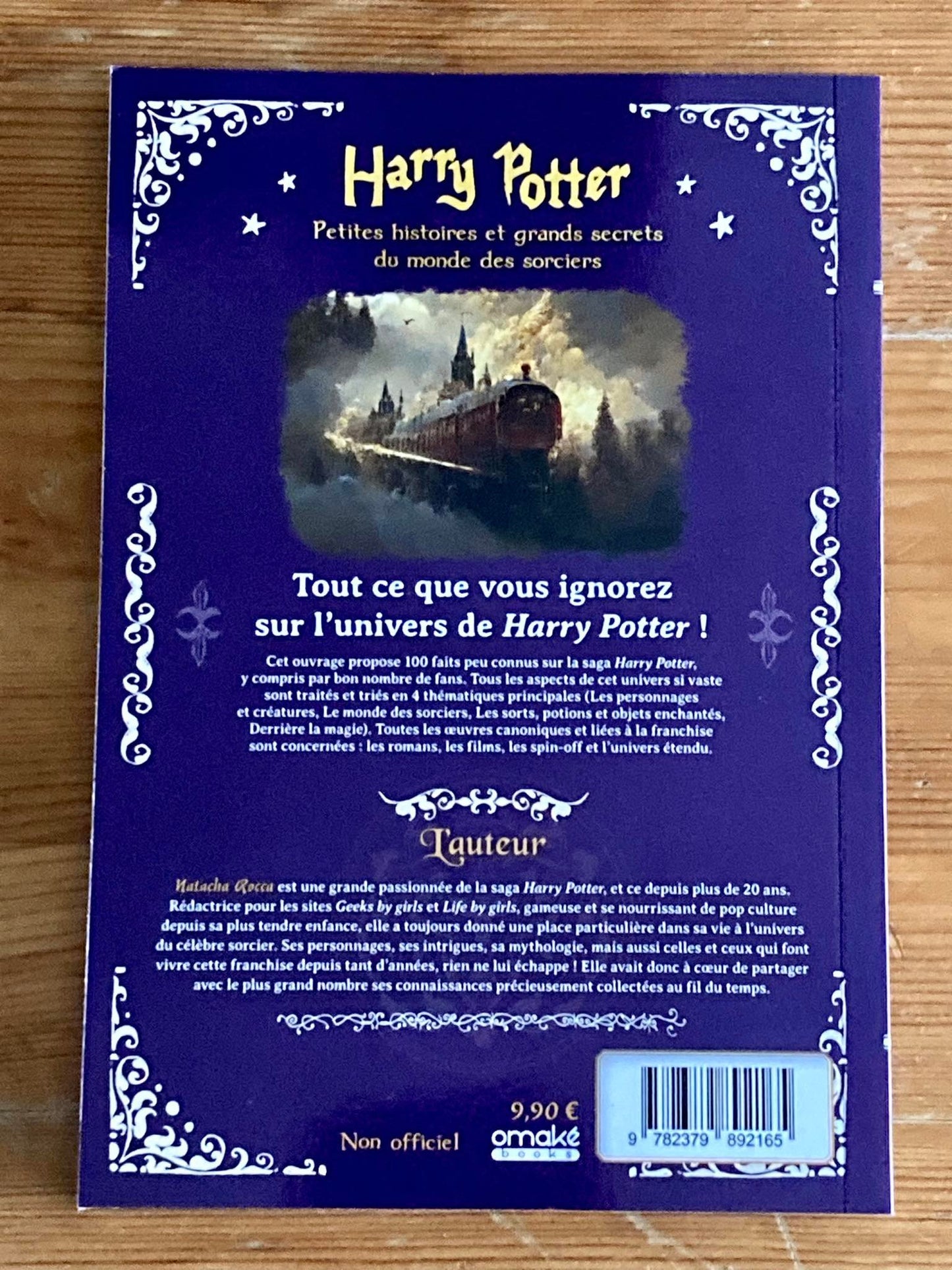 HARRY POTTER - PETITES HISTOIRES ET GRANDS SECRETS DU MONDE DES SORCIERS