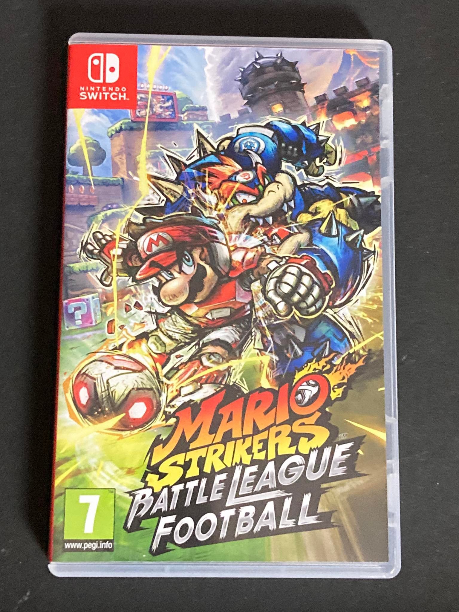 Nintendo (Nintendo Switch) Mario Strikers Battle League Football :  : Jeux vidéo