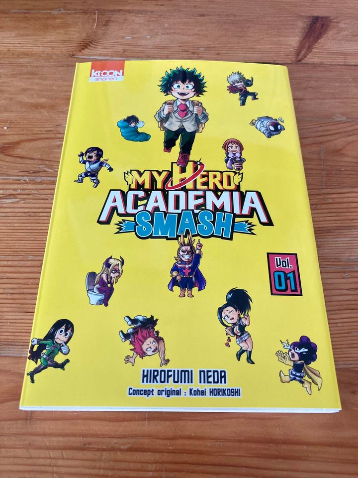 MY HERO ACADEMIA SMASH T01