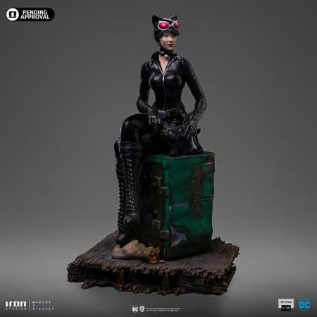 IRON STUDIOS - ARTS SCALE 1/10 - DC COMICS - GOTHAM CITY SIRENS - CATWOMAN STATUE 20CM