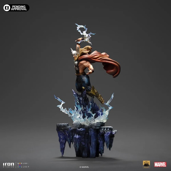 IRON STUDIOS - DELUXE BDS ART SCALE 1/10 - MARVEL - THOR "INFINITY GAUNTLET" STATUE 44CM