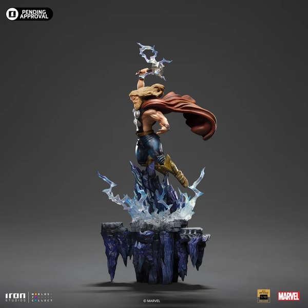 IRON STUDIOS - DELUXE BDS ART SCALE 1/10 - MARVEL - THOR "INFINITY GAUNTLET" STATUE 44CM