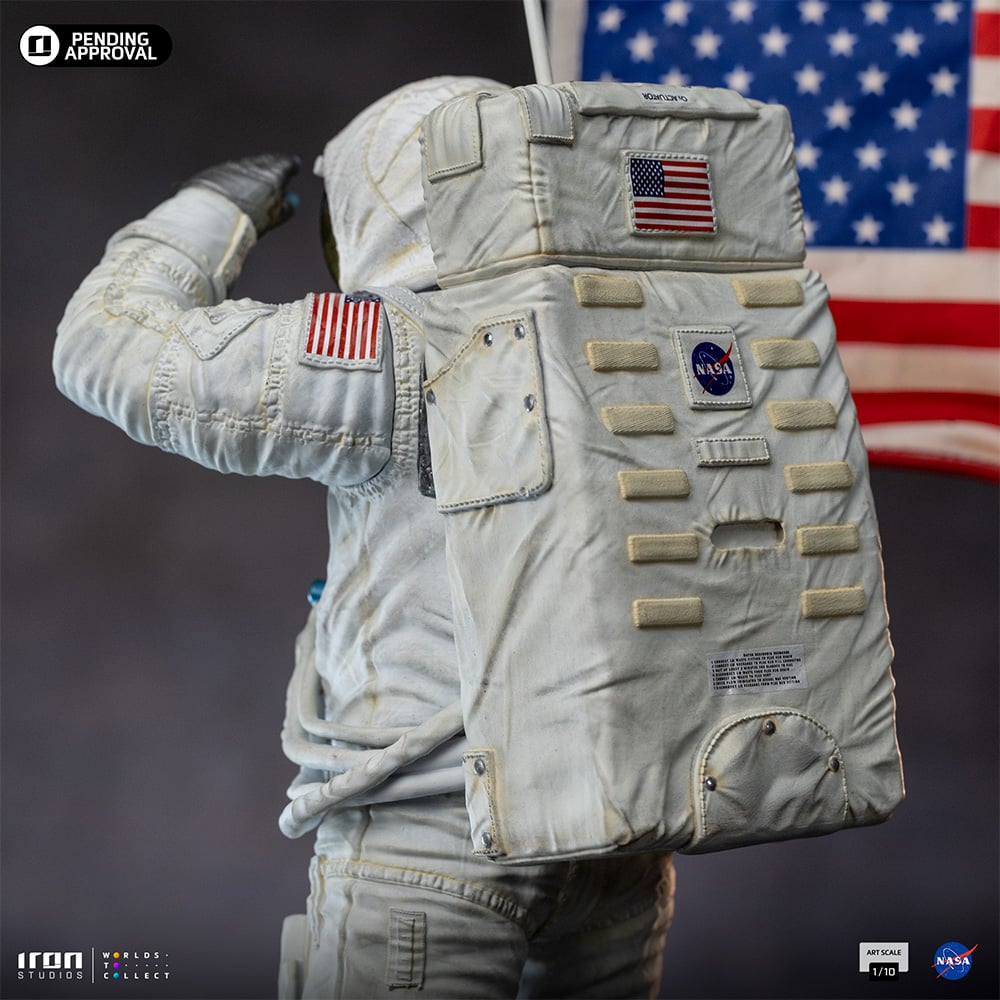 Iron Studios - Art Scale 110 - Apollo 11 - Astronaute Statue 23cm