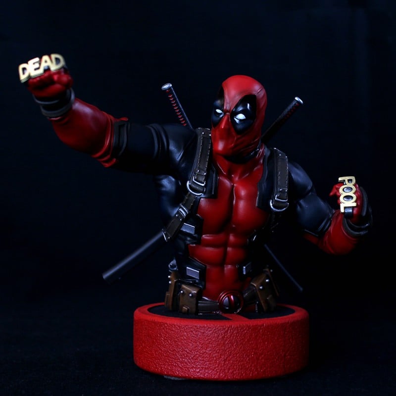 MARVEL - BUSTE DE DEADPOOL - 16CM