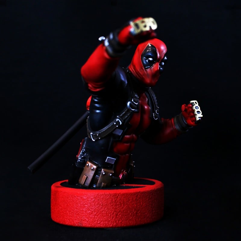 MARVEL - BUSTE DE DEADPOOL - 16CM