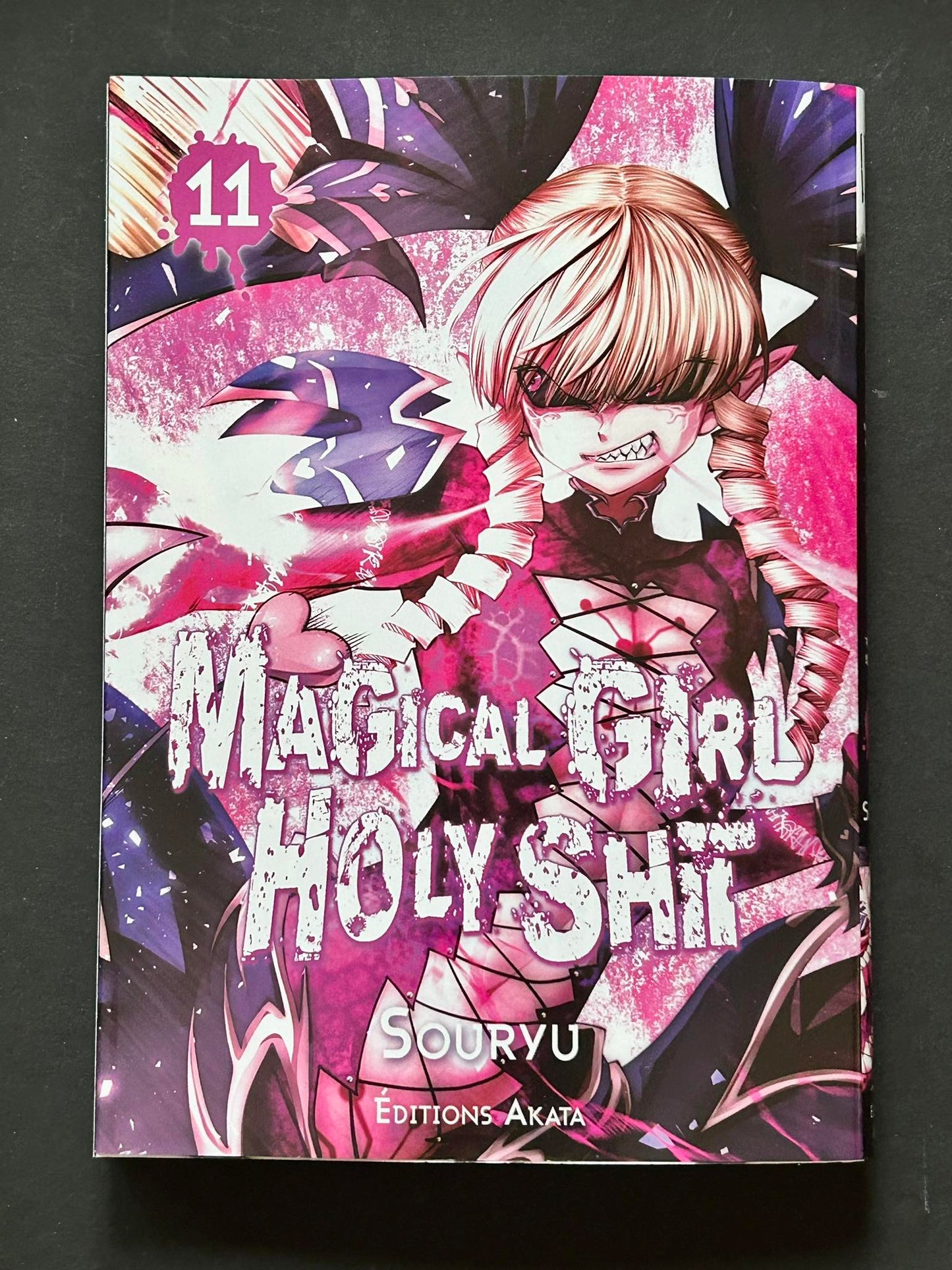 Magical Girl Holy Shit - Tome 11