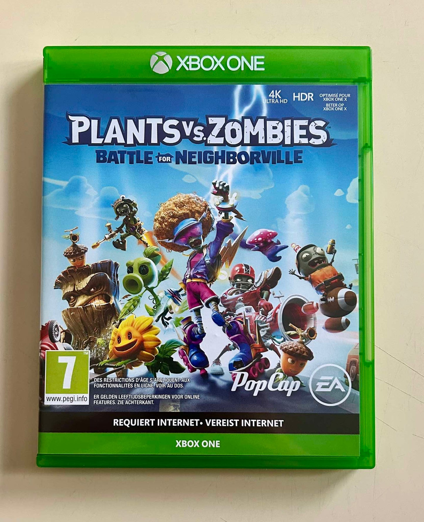 XBOX ONE > Plants vs Zombies : La Bataille de Neighborville